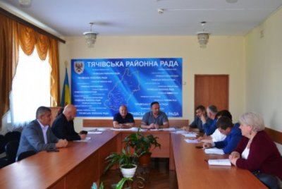 У Тячівській райраді проходять засідання постійних комісій - фото