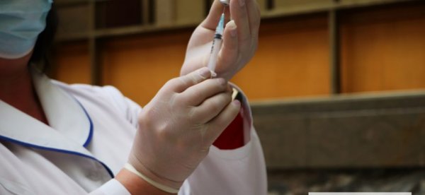 На Закарпатті вакцинувалося 200 тисяч осіб
