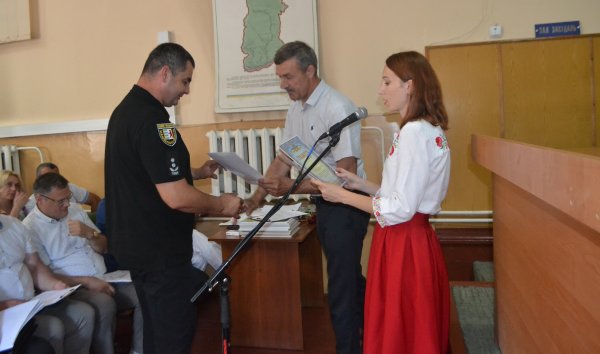 У Тячеві привітали працівників поліції з нагоди Дня національної поліції України - фото