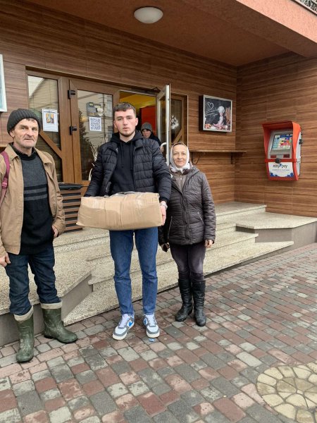 Благодійна акція від депутата Тячівської районної ради Дмитра Шелемби для захисників  Тячівщини