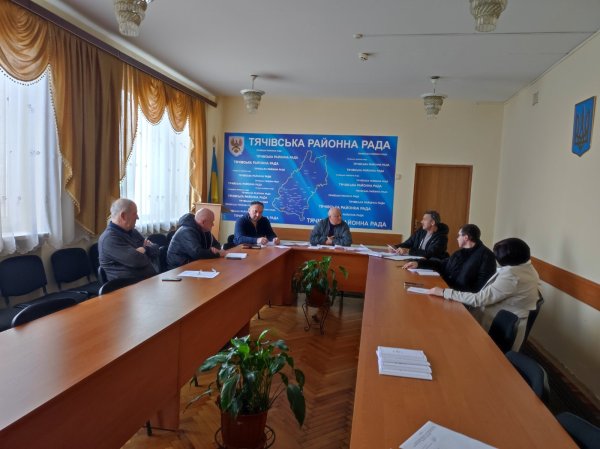 Засідання комісій з підготовки до сімнадцятої сесії восьмого скликання